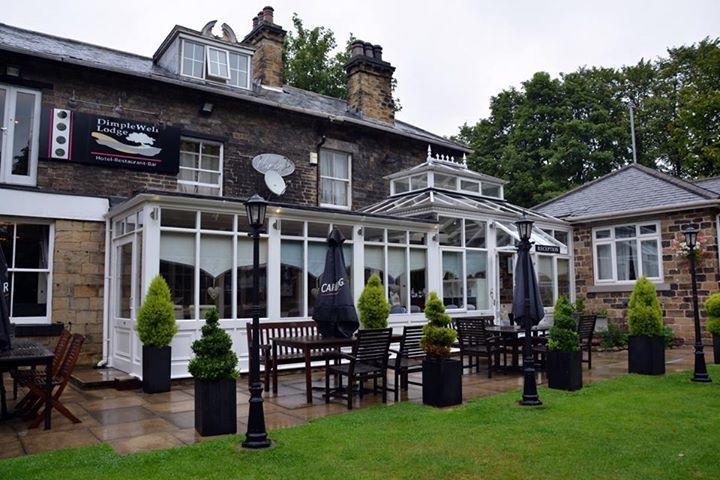 Dimple Well Lodge Hotel Уейкфийлд Екстериор снимка